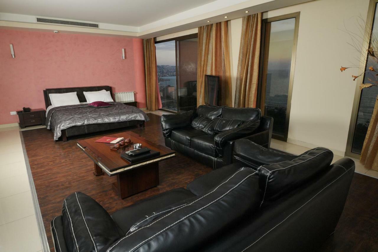 Hollywood Inn Boutique Hotel Jounieh Eksteriør bilde