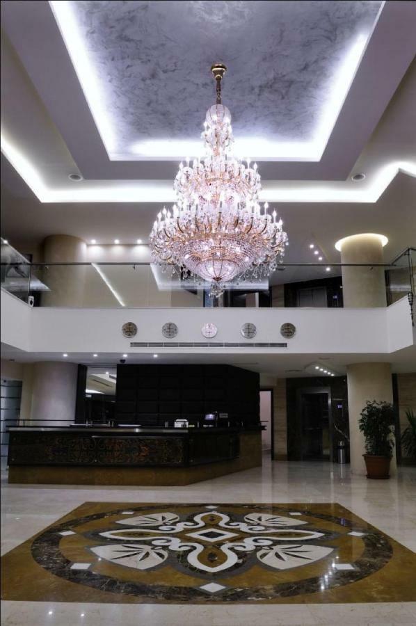 Hollywood Inn Boutique Hotel Jounieh Eksteriør bilde