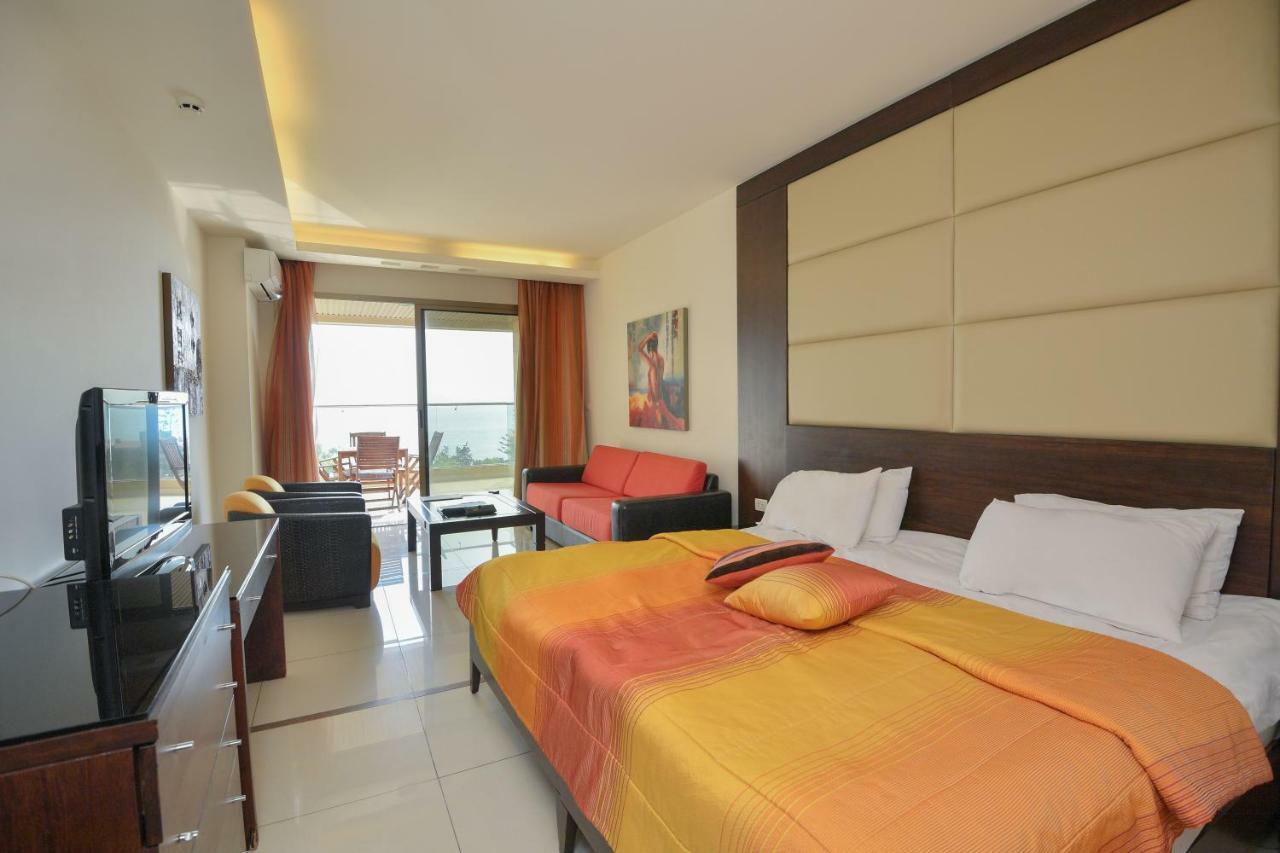 Hollywood Inn Boutique Hotel Jounieh Eksteriør bilde