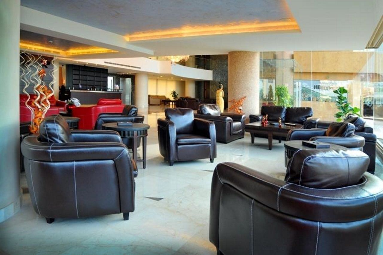 Hollywood Inn Boutique Hotel Jounieh Eksteriør bilde